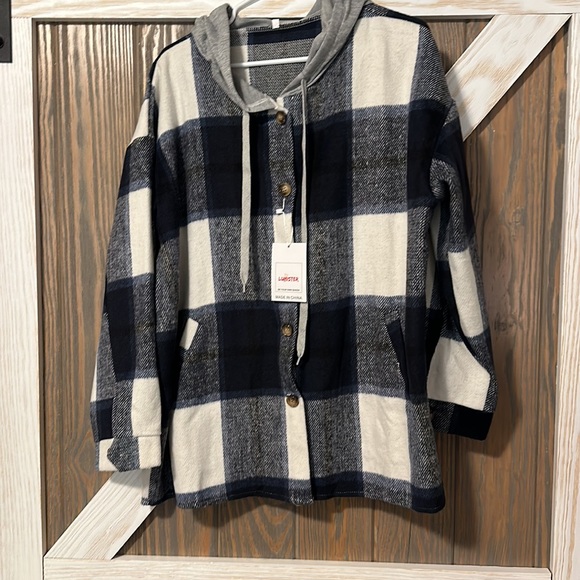 LUMISTER NWT Hooded Flannel Button Down - Picture 4 of 4